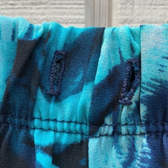 june & hudson Lightweight Sheer Joggers - Picture 5 of 15